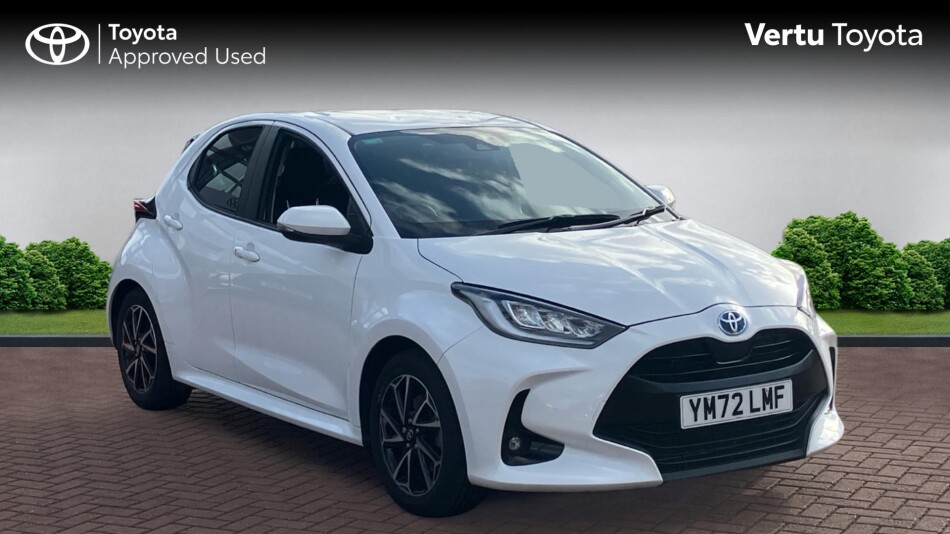 Toyota Yaris 1.5 Hybrid Design 5dr CVT Hybrid Hatchback
